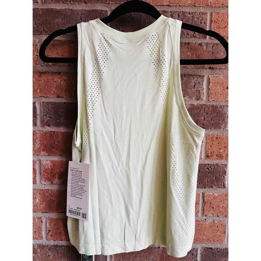 Lululemon Womens Mint Green Stretch Relaxed Fit Train To Be Tank Tops Size 2 NWT - Picture 2 of 4